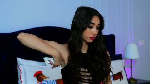 Snapshot of shy_eveline chatting on July 14, 6:18 am shy_eveline online show from July 14, 6:18 am