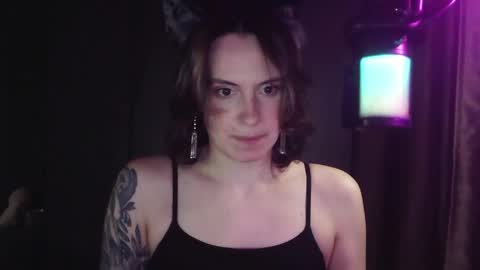 shy_miracle online show from April 21, 2:12 pm