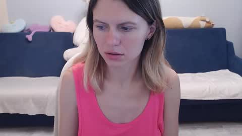 Snapshot of shy_moony chatting on October 28, 5:59 pm just Alex online show from October 28, 5:59 pm