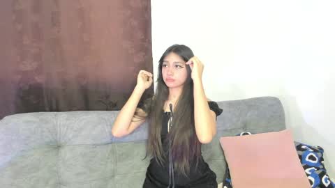 nanami online show from April 10, 11:26 am