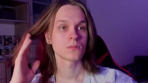 Mark online show from October 9, 10:08 pm