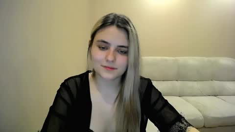 shy_sabrina_ online show from March 13, 11:11 pm