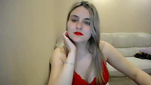 shy_sabrina_ online show from April 22, 8:43 pm