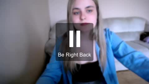 Snapshot of shy_sabrina_ chatting on April 25, 1:52 pm shy_sabrina_ online show from April 25, 1:52 pm