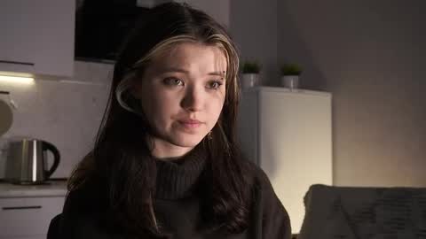 Akemi online show from April 10, 3:06 pm