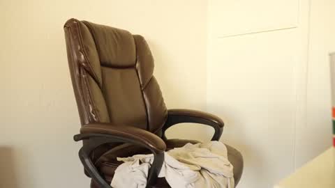 bella online show from September 16, 4:52 pm