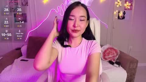 Amy online show from November 29, 3:37 pm