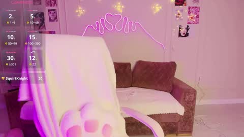 Amy online show from December 17, 2:56 pm