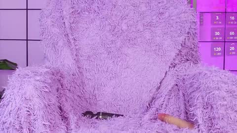 Lillie CeciliaLaura and Avril online show from September 12, 7:14 pm