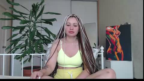 Snapshot of shyevaa chatting on June 25, 2:44 am Eva online show from June 25, 2:44 am