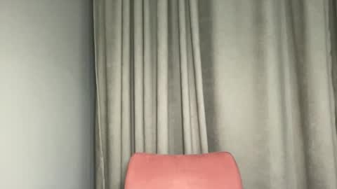 Shy Fox online show from April 8, 5:35 pm