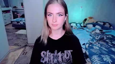 Effie online show from October 28, 3:47 pm