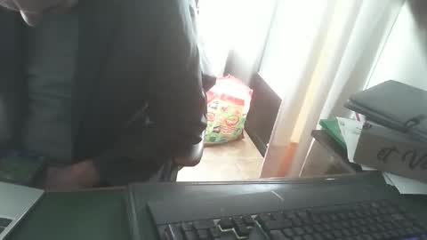 shyfrenchcock online show from January 12, 9:47 am