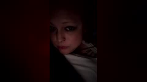 shylilredhead69 online show from June 19, 1:26 pm