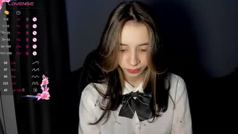 shylinaa online show from June 30, 9:27 pm