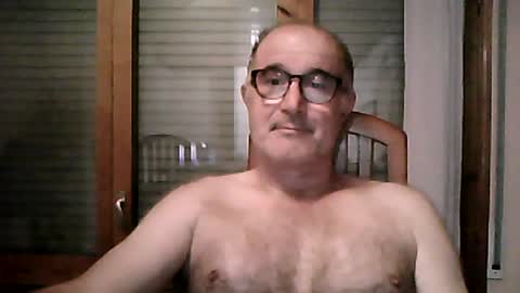Snapshot of shymmy10 chatting on July 4, 2:29 am shymmy10 online show from July 4, 2:29 am