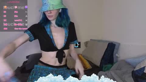 Hippie online show from March 17, 4:54 pm