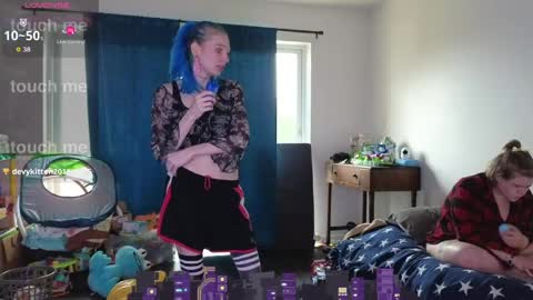 Hippie online show from April 29, 5:41 pm