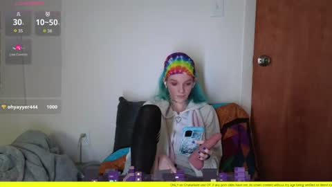 Hippie online show from June 10, 9:35 pm
