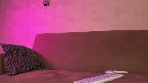 Amelia online show from January 9, 7:15 pm