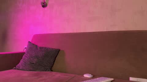 Amelia online show from January 18, 7:17 pm