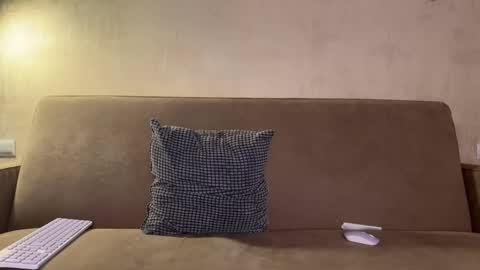 Amelia online show from February 15, 7:10 pm