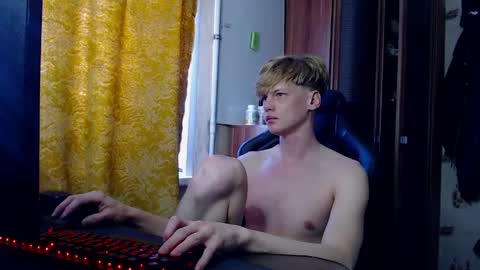 Tom and Betty online show from April 13, 4:07 am