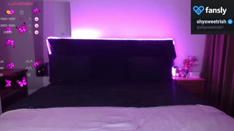 Snapshot of shysweetrish chatting on October 10, 11:48 pm shysweetrish online show from October 10, 11:48 pm
