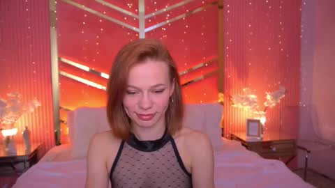 shyysiren online show from March 21, 8:19 am