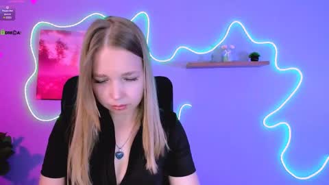 sia_moon1 online show from May 22, 9:59 am