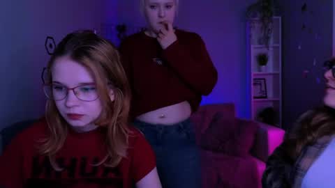 siana_ruby online show from April 17, 12:41 pm