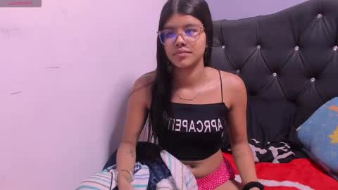 sidney_brownn online show from March 29, 2:33 am