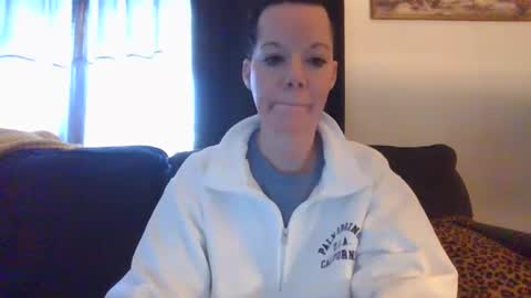 Snapshot of sidneyraee chatting on January 1, 9:31 pm Mrs. St. Patrickk online show from January 1, 9:31 pm