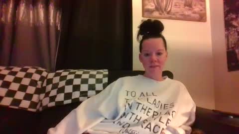 Snapshot of sidneyraee chatting on January 3, 12:43 am Mrs. St. Patrickk online show from January 3, 12:43 am