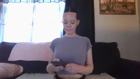 Snapshot of sidneyraee chatting on February 13, 6:38 pm Mrs. St. Patrickk online show from February 13, 6:38 pm