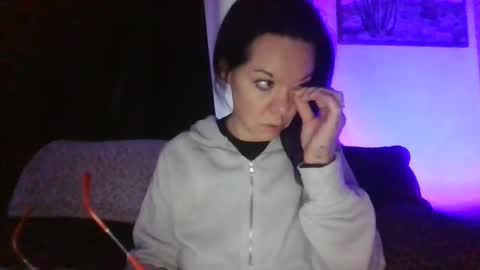 Snapshot of sidneyraee chatting on October 19, 1:45 pm Mrs. St. Patrickk online show from October 19, 1:45 pm