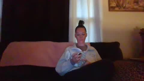 Snapshot of sidneyraee chatting on February 20, 5:46 pm Mrs. St. Patrickk online show from February 20, 5:46 pm