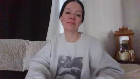 Mrs. St. Patrickk online show from April 19, 2:38 pm