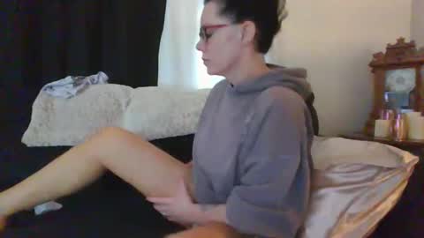 Mrs. St. Patrickk online show from April 24, 4:42 pm