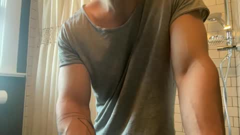 Snapshot of sie273 chatting on January 16, 4:55 pm sie273 online show from January 16, 4:55 pm