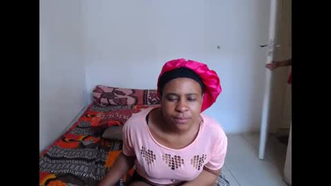 sieannabrown online show from March 17, 12:08 pm