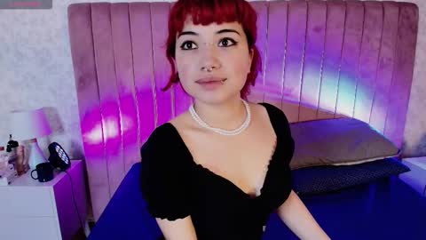 Sienna Desieree online show from December 15, 11:36 am