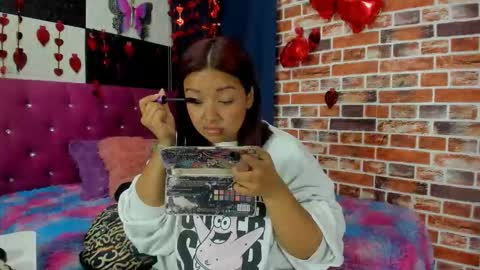 Snapshot of sienna_lux01 chatting on February 17, 10:56 am sienna_lux01 online show from February 17, 10:56 am