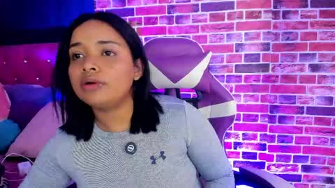 sienna_lux01 online show from April 16, 2:34 am