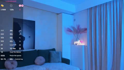 Sienna online show from October 24, 6:26 pm