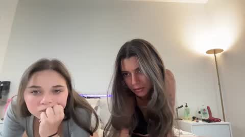 Sienna online show from July 22, 9:17 pm