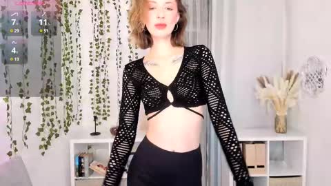 Snapshot of sierrafun_ chatting on February 28, 9:01 pm Sierra online show from February 28, 9:01 pm