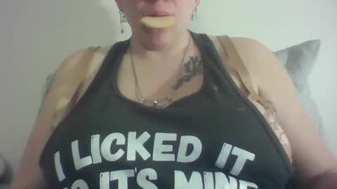 Lady Sif online show from December 17, 1:22 am