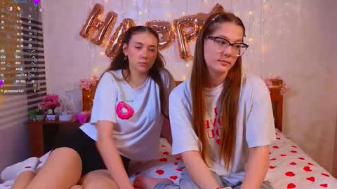 Snapshot of silentwins chatting on February 11, 11:37 am Megan Pamela online show from February 11, 11:37 am