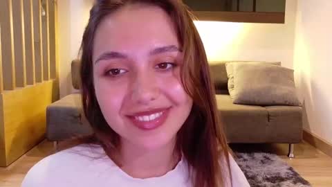 Snapshot of silicia_lu chatting on October 31, 5:30 am You fav Miss Si online show from October 31, 5:30 am